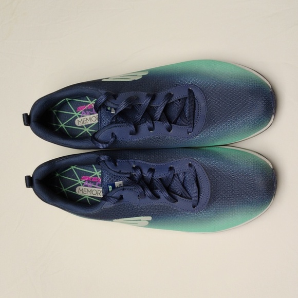Skechers Shoes - Skechers 2 tone blue shoe